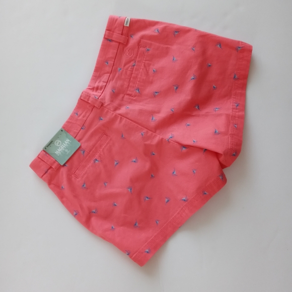 Magellan Outdoor Women Happy Camper  Shorts Size 8 - Picture 3 of 6